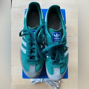 sambas green color